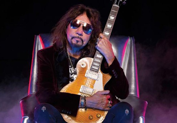 [Ace Frehley] sobre [Gene Simmons] y [Paul Stanley]: ‘Volvería a tocar con [KISS] por los fans, pero no de gratis…’