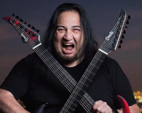 [Dino Cazares] supo por las redes sociales que [Burton C. Bell] dejaba a [Fear Factory]