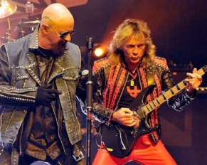 [Rob Halford] y [Richie Faulkner] hablan sobre el estado de salud de [Glenn Tipton]