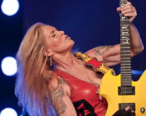 [LITA FORD] regresa y nos habla de su próximo álbum: “Es increíble, realmente un regalo de los Dioses”