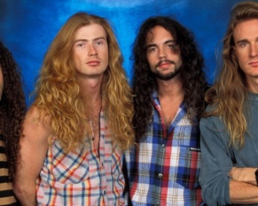 [Marty Friedman] y [Dave Ellefson] en desacuerdo con [Dave Mustaine] por los créditos de “Rust in Peace”