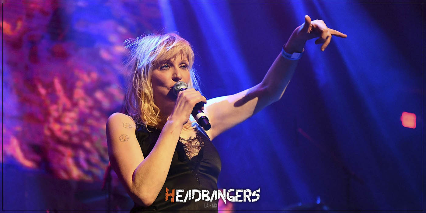 [COURTNEY LOVE] ahora desde Londres revitalisándose