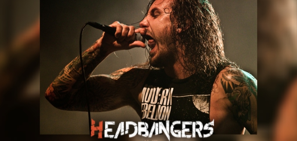 [As I Lay Dying]: [Tim Lambesis] fue hospitalizado por un accidente de quemaduras.