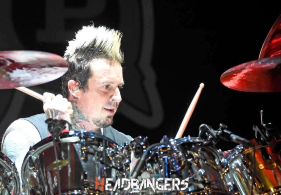 El baterista [Jeremy Spencer] ex-[Five Finger Death Punch] ‘Death Punch’d’ Memoir ahora disponible en forma de audiolibro