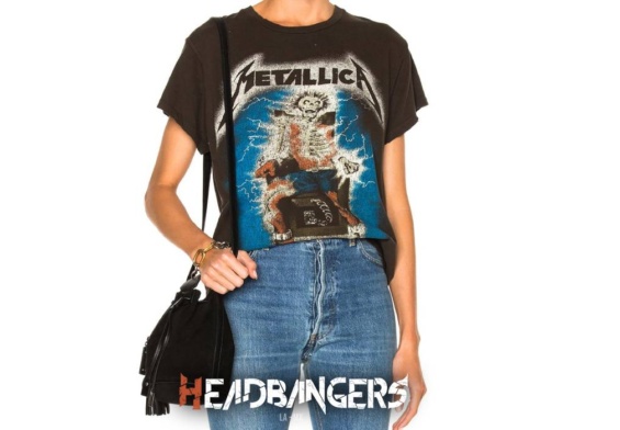 Critican a Tiktoker por usar playera de [Metallica] en sus videos