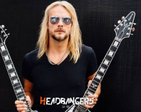 [Richie Faulkner] de [Judas Priest] detalla todo sobre su nueva guitarra ‘Signature Flying V’