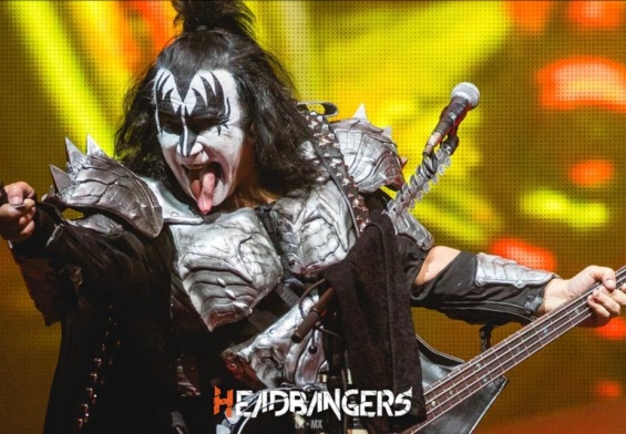 Se molestó [Gene Simmons]: ‘¡Usar tapaboca debe ser una orden!’