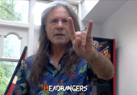 Un Ejemplo Como Persona! [Bruce Dickinson] se une a ‘Heavy Metal Truants’