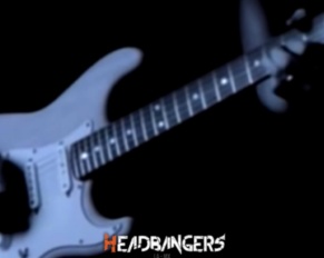 Comenzó subasta por guitarra que usó [Kirk Hammett] en el vídeo ‘One’ de [Metallica]