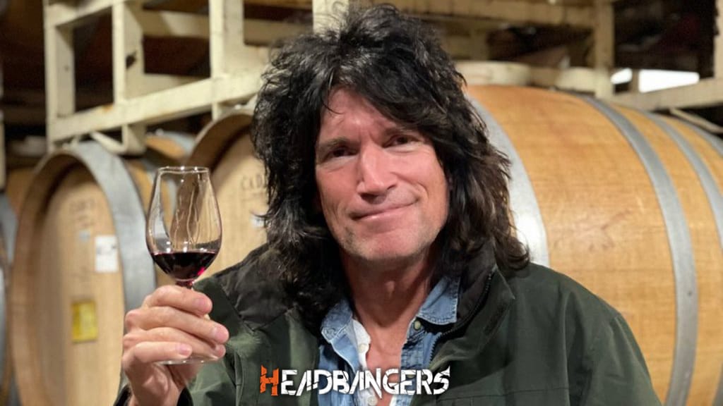 ¡WOW! [Tommy Thayer] de [Kiss] entra al mercado del negocio del vino