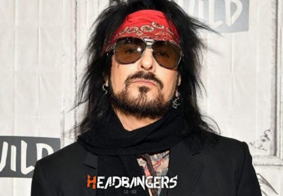 [Nikki Sixx] de [Mötley Crüe] brinda detalles de su nuevo libro