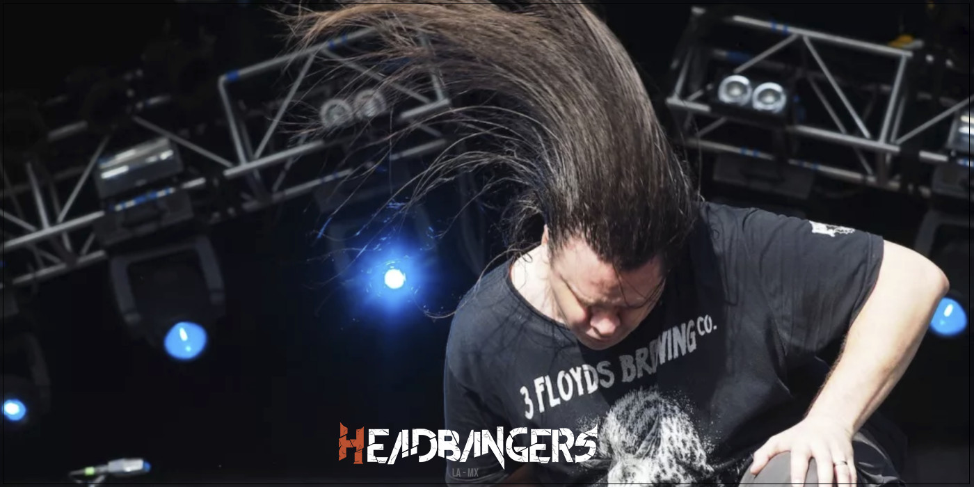 ‘Nadie es mejor headbanger que yo’ insiste frontman legendario.