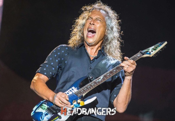 [Kirk Hammett] de [Metallica] se asocia con [Gibson]