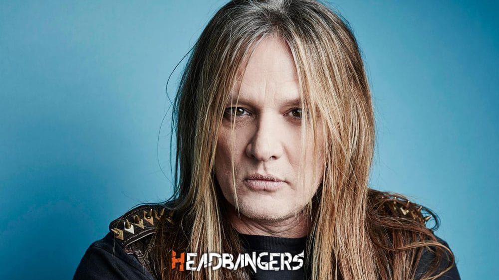 [Sebastian Bach] insta a sus fanáticos a vacunarse contra el Covid-19