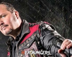 [Tim ‘Ripper’ Owens]: ‘Obtuve mi vacuna y ahora estoy listo para sacudir el mundo’