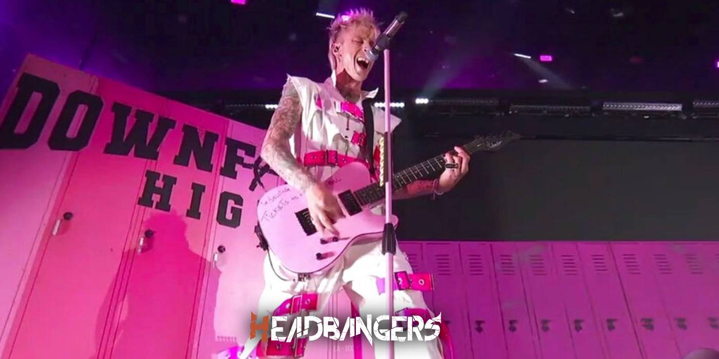 ¡Lo que faltaba! Asistentes a un festival atacan a [Machine Gun Kelly]