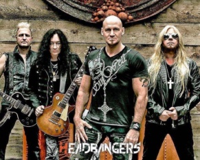 [Mat Sinner] de [Primal Fear] ha pedido a su fans plegarias por su salud.