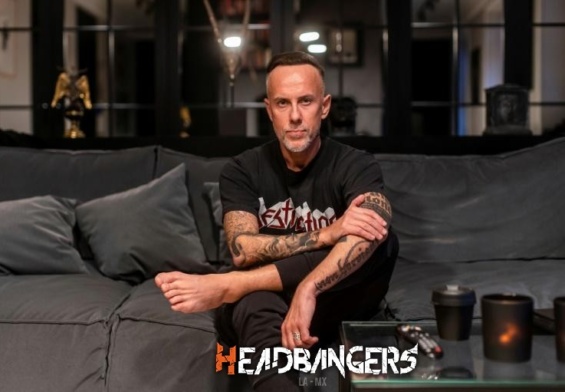 El Satanista [Nergal] de [Behemoth], enfrentó al gobierno de Polonia.