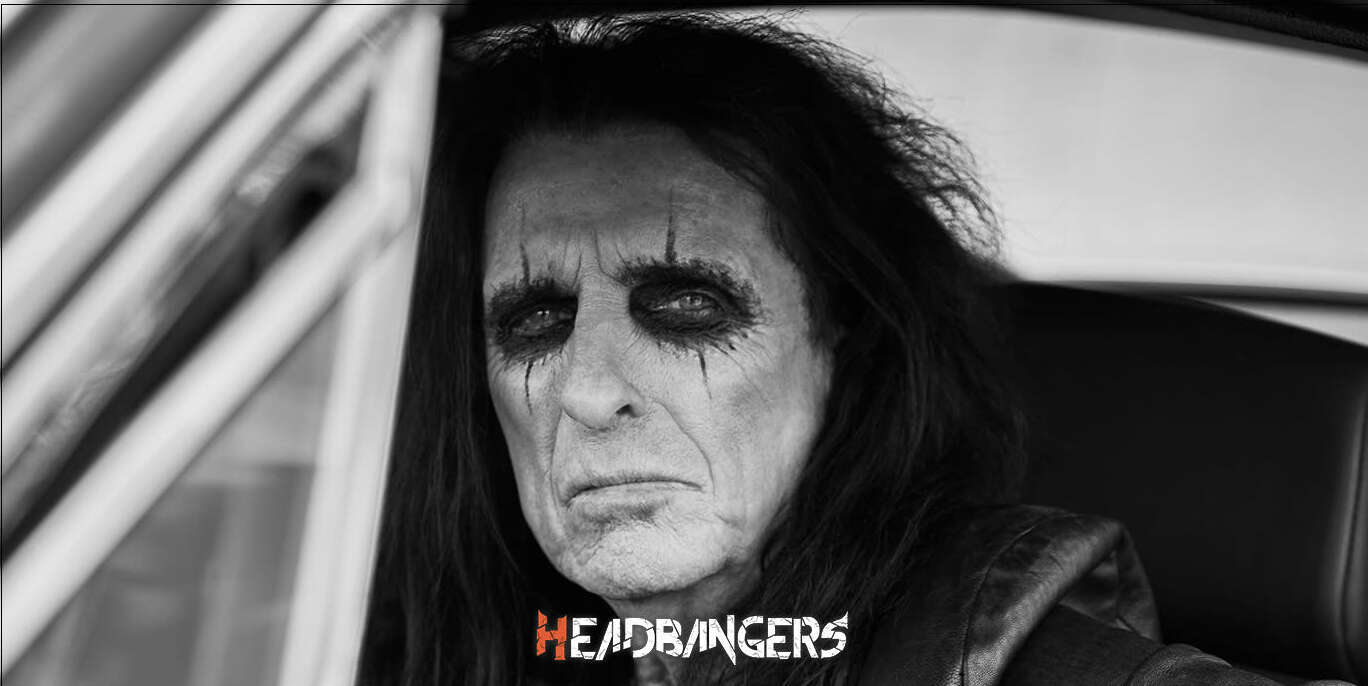 [Alice Cooper] lanza el disco ‘Alice Cooper And The Tome Of Madness’.