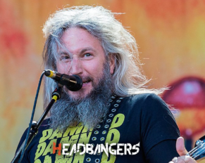 [Troy Sanders] revela los secretos de la longevidad de [Mastodon]