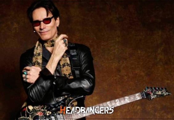 ¡El sorprendente papel de actuación de [Steve Vai]!