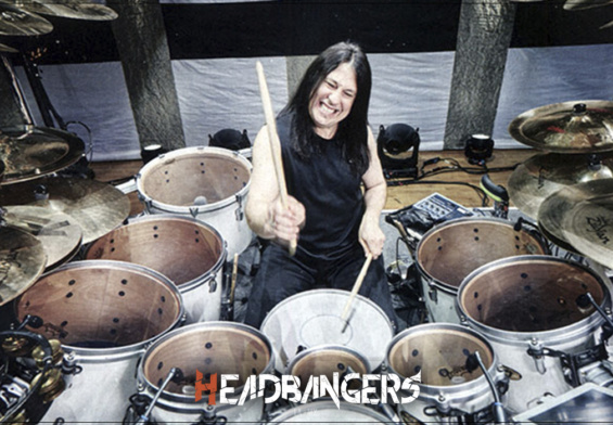 [Mike Mangini]: ‘Nos importa muchísimo cada nota que tocamos en Dream Theater’