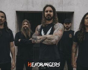 ¡Es Oficial! [As I Lay Dying] anuncia que el bajista [Josh Gilbert] deja la banda.