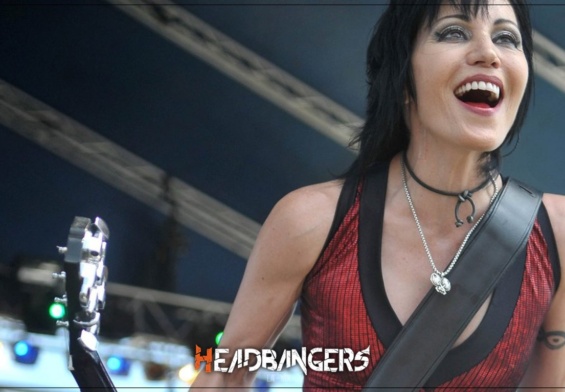 [Joan Jett] junto a [Mötley Crüe] “Si tuviera que evitar a cada banda por misogínia…”