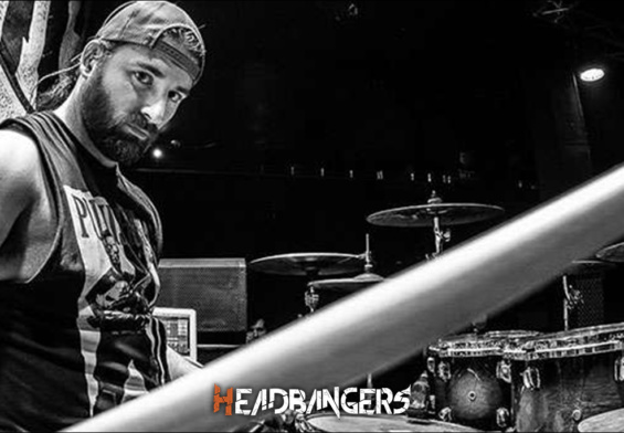 ¿Nuevo baterista para As I Lay Dying?