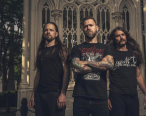 Revocation lanzan ‘Re-Crucified‘ con dos grandes leyendas