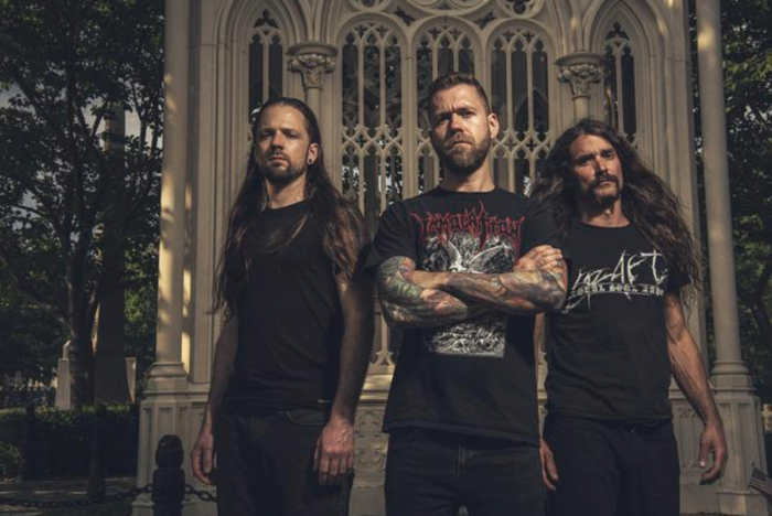 Revocation lanzan ‘Re-Crucified‘ con dos grandes leyendas