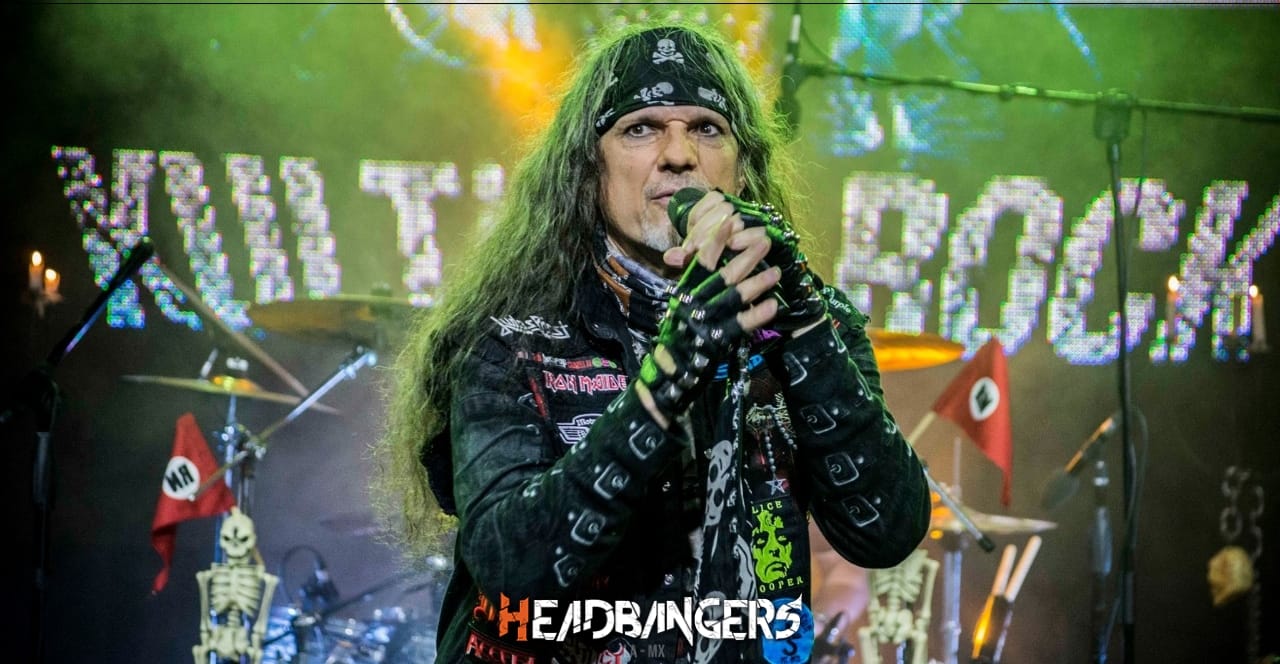 ¿[Paul Gillman] vocalista de [Iron Maiden]?