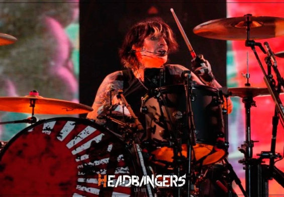 ¡¿Tommy Lee tiene Only Fans y se pelea con un fan?!