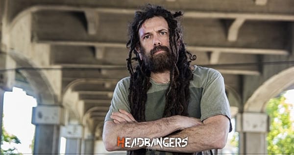 [Chris Barnes] se fue de [Cannibal Corpse] por que le hacían Bullying