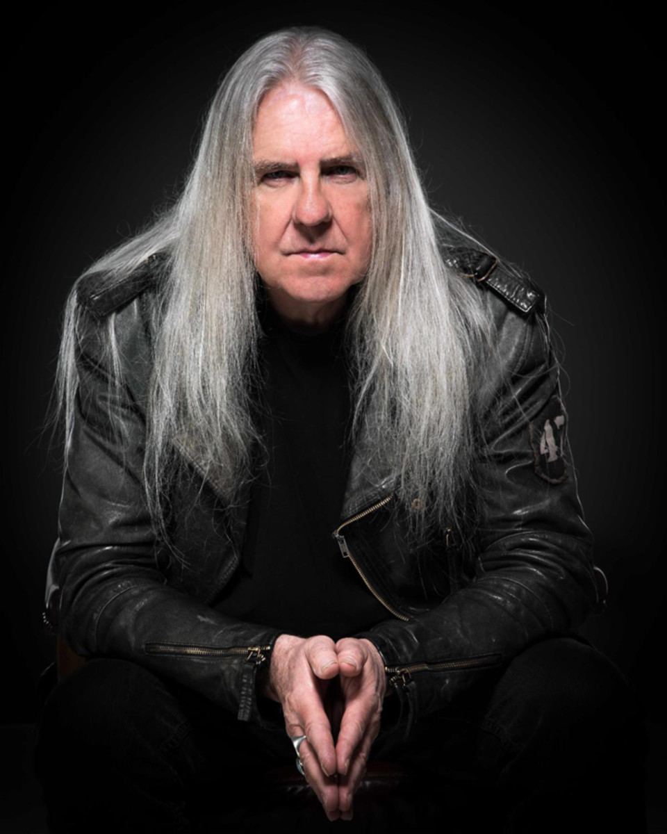 Saxon lanza video musical para ‘Dambusters’