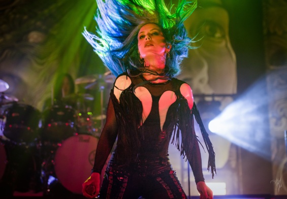 ¿Moda o estilo de vida?: ¿Sabías que Alissa White-Gluz es vegana?