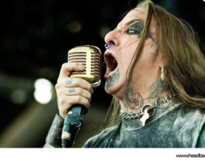 Dez Fafara (Devildriver) se hartó sobre el costo de las giras: ‘No solo los fans terminan afectados’