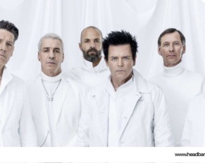 Rammstein publica declaración después que editor dejará de trabajar con Till Lindemann.