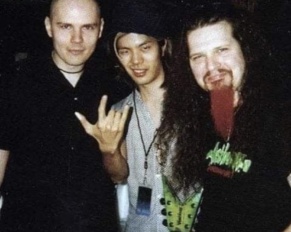 [Noticia]: ¿[Billy Corgan] de [Smashing Pumpinks] aleccionando a [Pantera]?