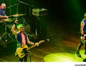 [LiveReview]: Gran fiesta de Toy Dolls para despedirse del publico argentino.