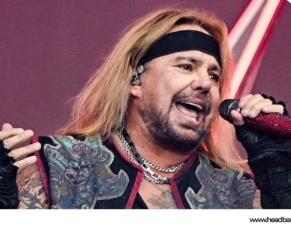 Vince Neil suspende concierto por tiroteo