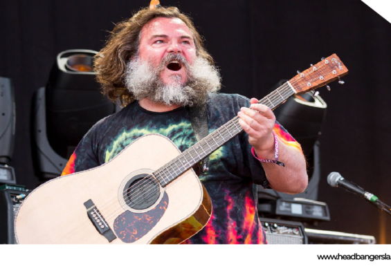 Jack Black toca cover de Ozzy Osbourne en cumpleaños de la mamá de Tom Morello