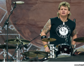 [Noticia] El batero Karl Wilcox (Diamond Head) se une a Tank.