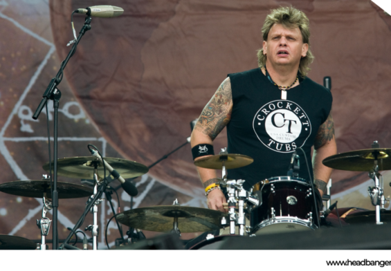 [Noticia] El batero Karl Wilcox (Diamond Head) se une a Tank.